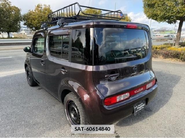 Nissan CUBE 2013-01 7820374-1