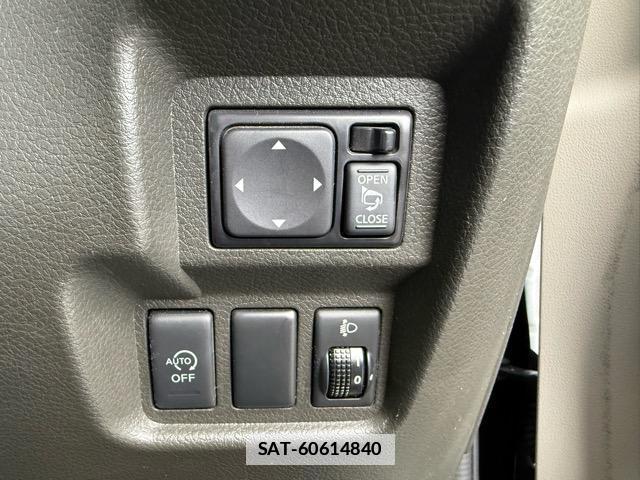 Nissan CUBE 2013-01 7820374-18