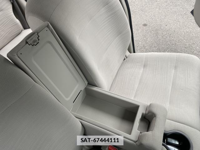 Nissan CUBE 2011-05 7820375-14