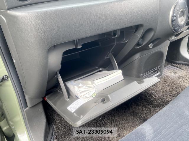 Nissan CUBE 2009-03 7820377-14