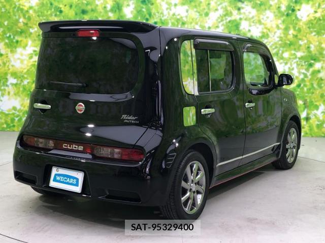 Nissan CUBE 2017-06 7821014-2