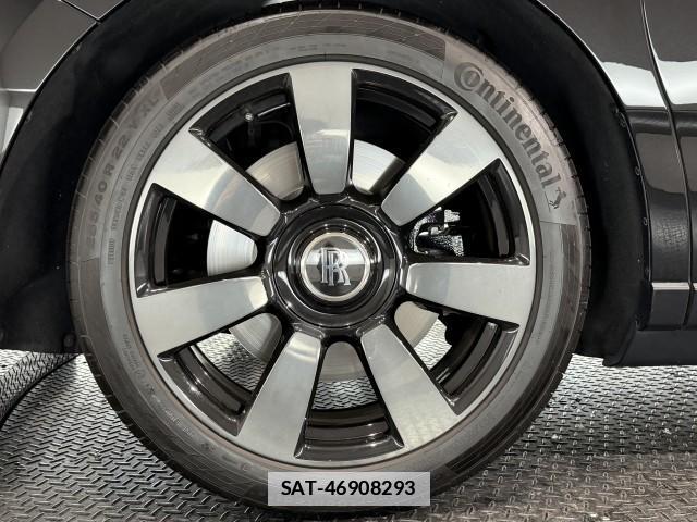 ROLLS-ROYCE CULLINAN 2020-04 7817701-8