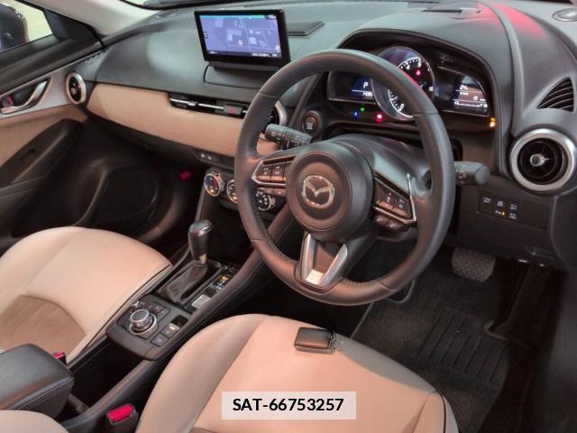 Mazda CX-3 2024-10 7811346-2