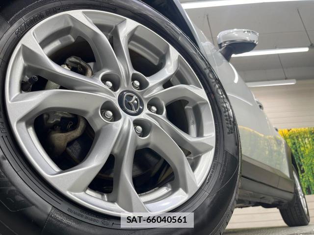Mazda CX-3 2015-02 7812615-12