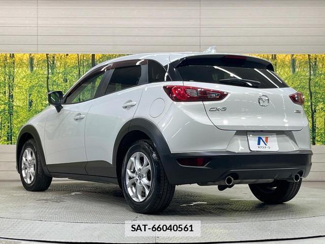 Mazda CX-3 2015-02 7812615-16