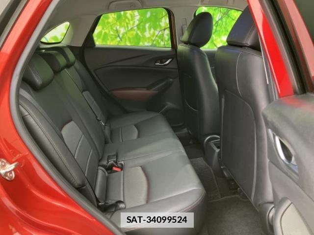 Mazda CX-3 2017-07 7821604-4