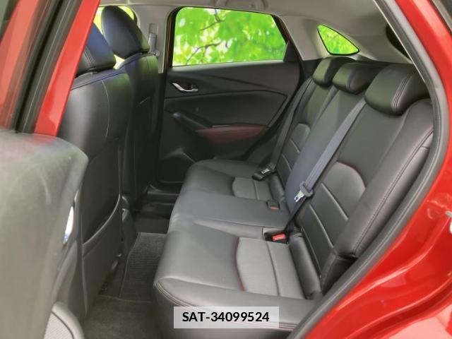 Mazda CX-3 2017-07 7821604-6