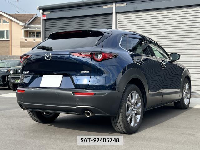 Mazda CX-30 2020-01 7811914-1