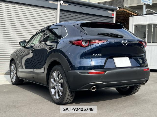 Mazda CX-30 2020-01 7811914-3