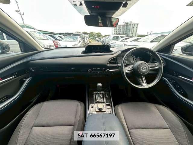 Mazda CX-30 2021-03 7812629-2
