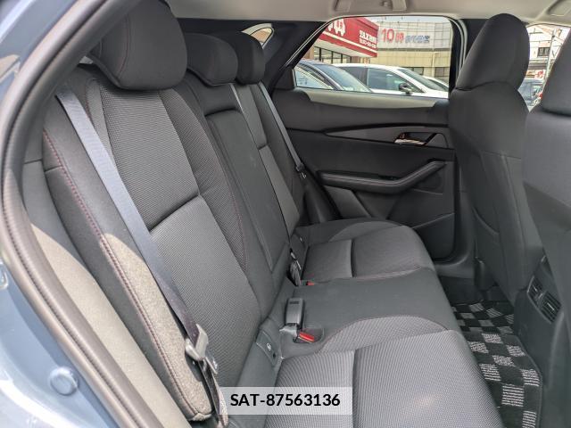 Mazda CX-30 2025-11 7813921-11