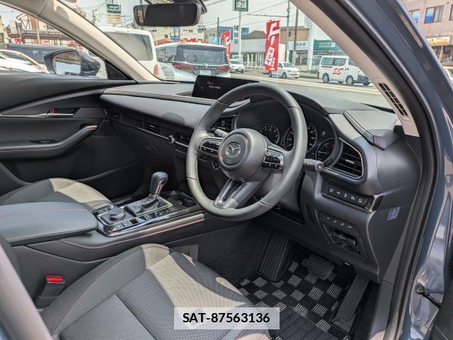 Mazda CX-30 2025-11 7813921-9
