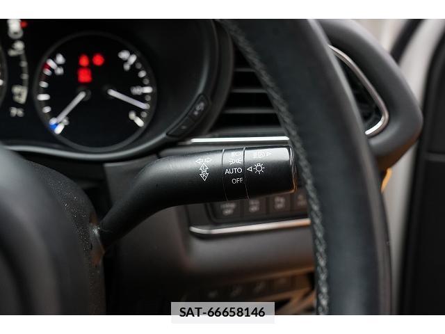 Mazda CX-30 2019-11 7815590-11