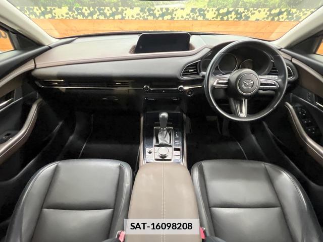 Mazda CX-30 2021-02 7816252-1