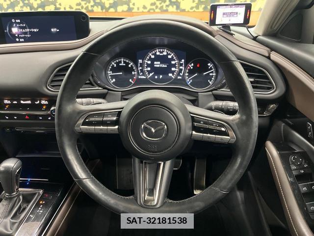 Mazda CX-30 2020-11 7816272-10