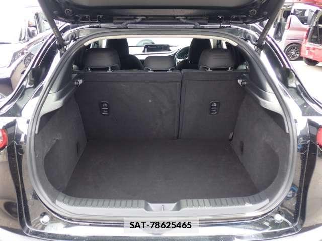Mazda CX-30 2024-01 7817518-11