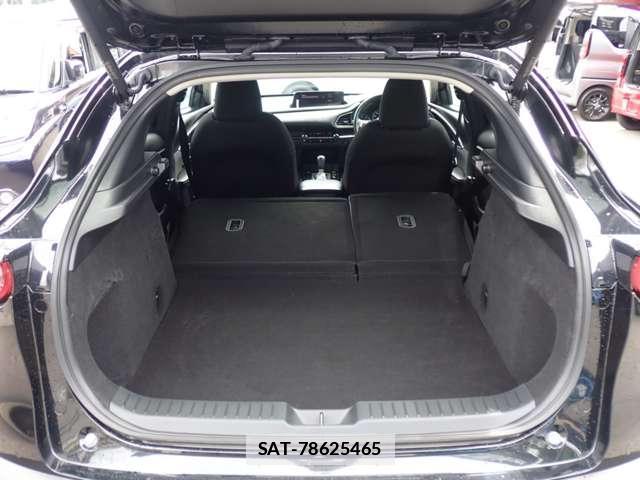Mazda CX-30 2024-01 7817518-13