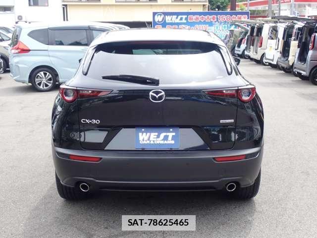 Mazda CX-30 2024-01 7817518-16