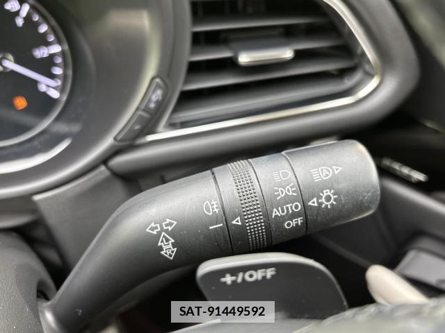 Mazda CX-30 2021-01 7821048-14