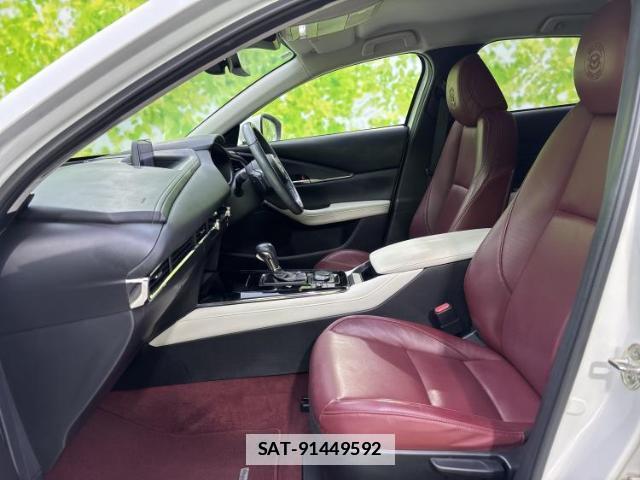 Mazda CX-30 2021-01 7821048-5