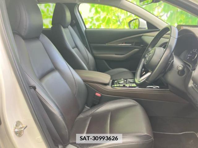 Mazda CX-30 2021-09 7821873-4