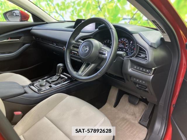 Mazda CX-30 2021-03 7822108-4