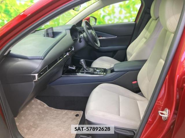 Mazda CX-30 2021-03 7822108-6