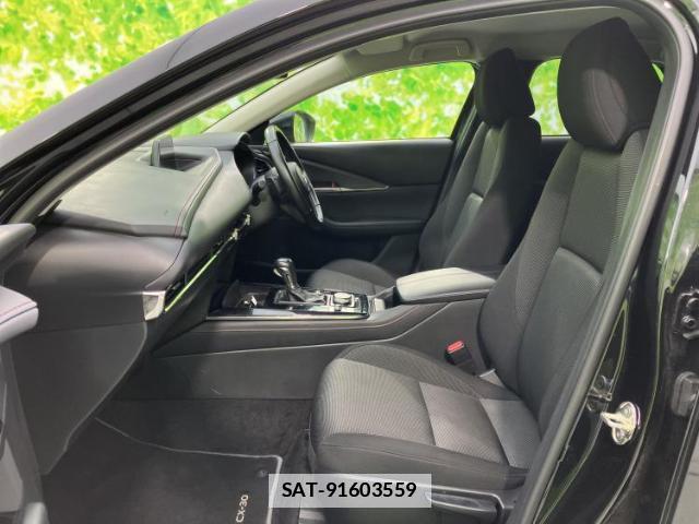 Mazda CX-30 2023-03 7822133-5