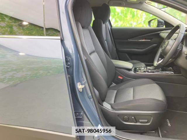 Mazda CX-30 2024-07 7822627-3