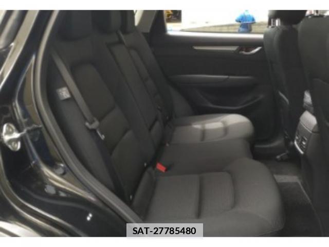 Mazda CX-5 2023-06 7811432-3