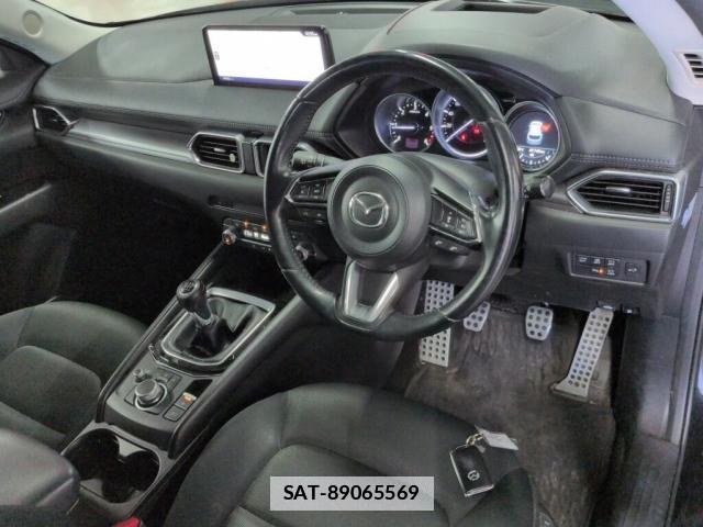 Mazda CX-5 2021-06 7816174-2