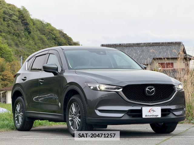 Mazda CX-5 2017-04 7816205-10