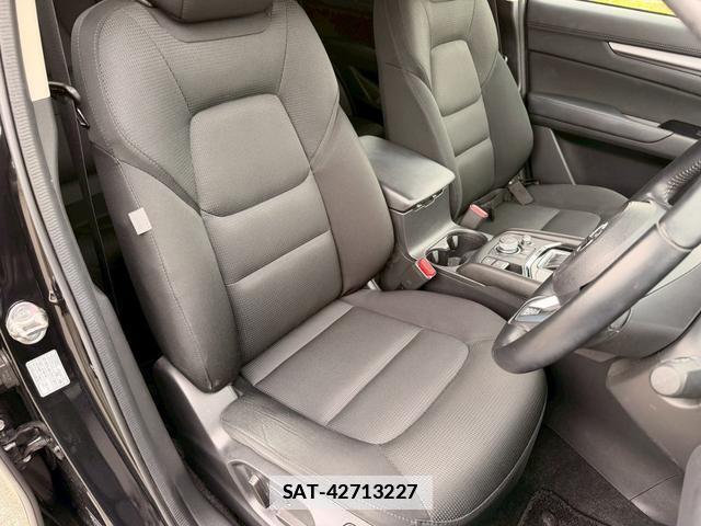 Mazda CX-5 2019-09 7816209-3