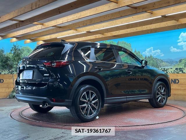 Mazda CX-5 2017-09 7816278-16