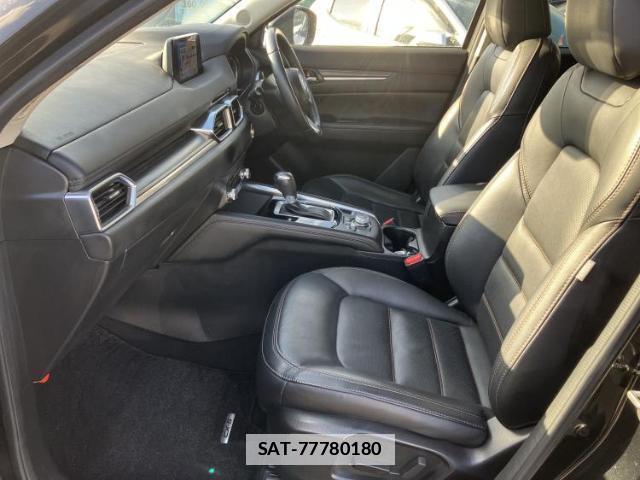 Mazda CX-5 2019-02 7821085-5