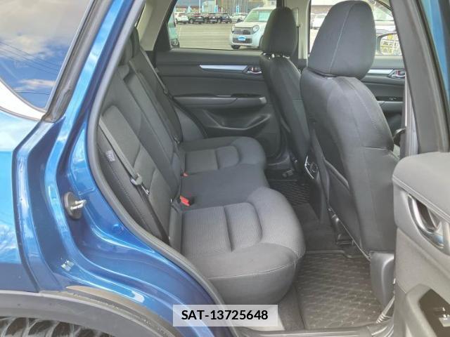 Mazda CX-5 2019-02 7821977-5