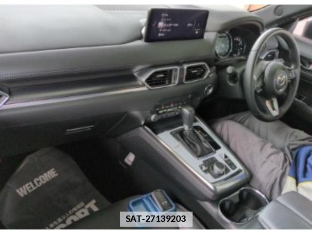Mazda CX-8 2023-06 7811742-2