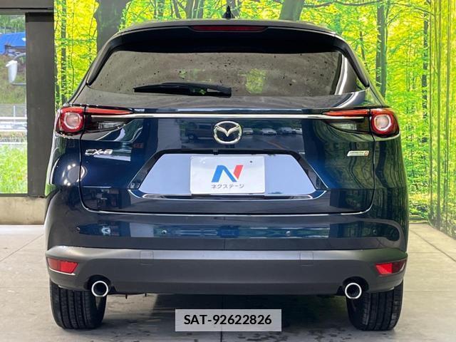 Mazda CX-8 2018-02 7813115-15