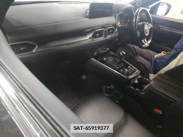 Mazda CX-8 2021-05 7814431-2