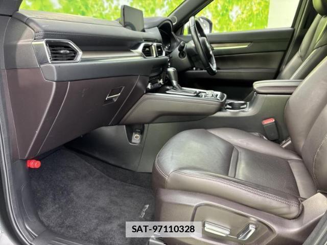 Mazda CX-8 2019-11 7821319-6