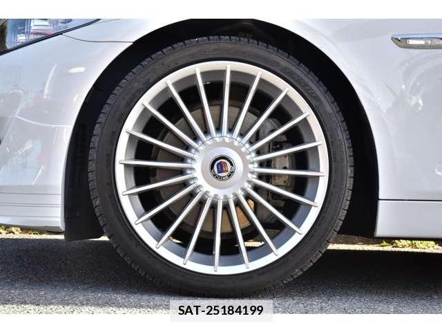 Bmw Alpina D5 2013-02 7819007-16