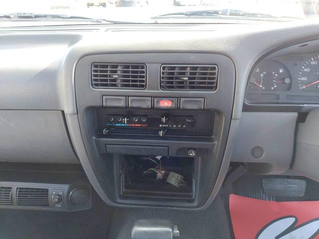 Nissan DATSUN TRUCK 1994-03 7818493-10