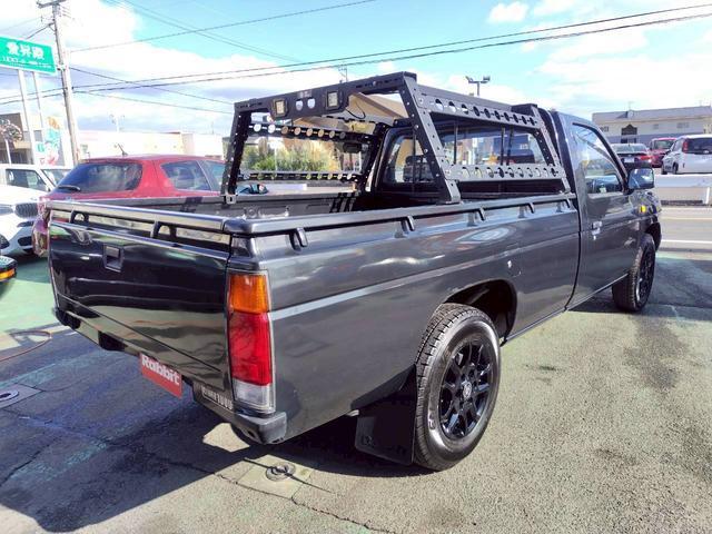 Nissan DATSUN TRUCK 1994-03 7818493-3