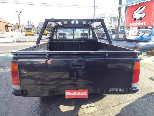 Nissan DATSUN TRUCK 1994-03 7818493-4