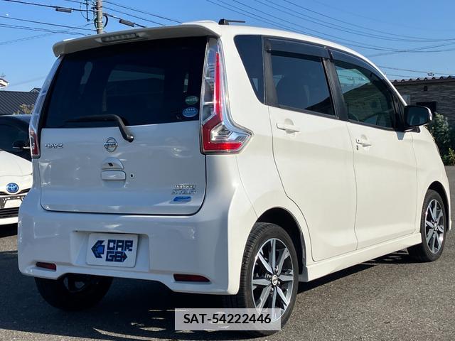 Nissan DAYZ 2016-03 7812884-10