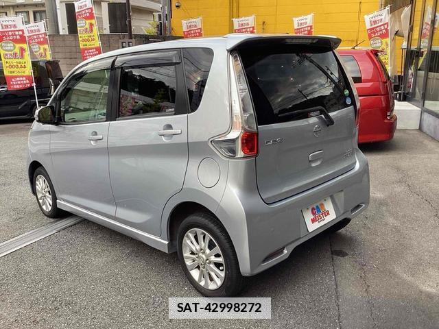 Nissan DAYZ 2013-08 7813248-7