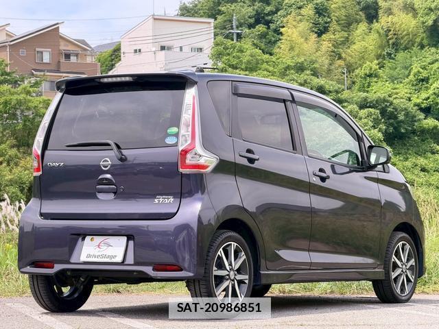 Nissan DAYZ 2016-02 7816224-12