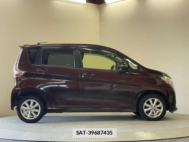 Nissan DAYZ 2017-07 7818366-17