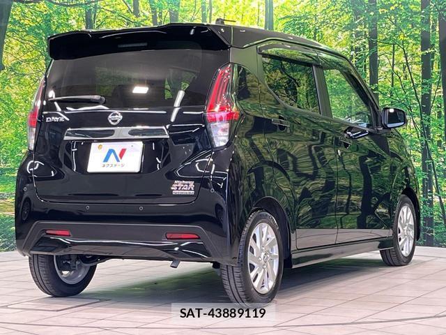 Nissan DAYZ 2021-12 7818553-16