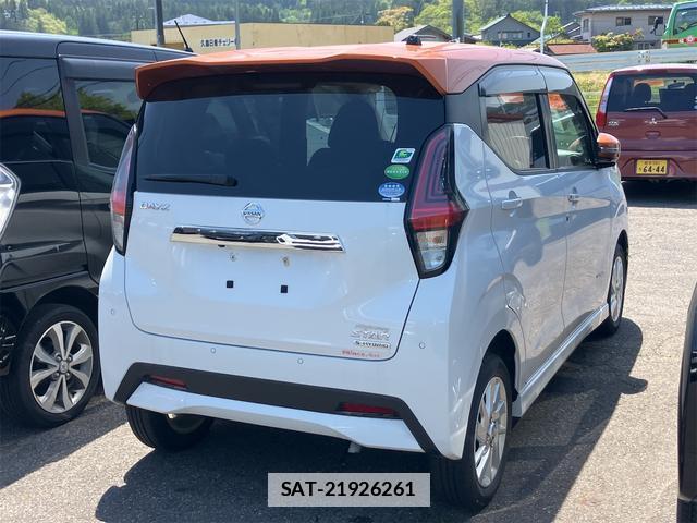 Nissan DAYZ 2019-04 7818756-13